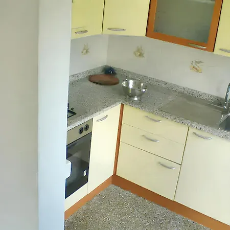 公寓 Charming In 40 M² Air Conditioned 克里日亚